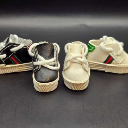 4 Shoes